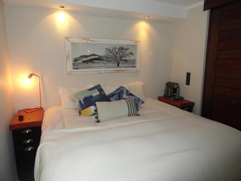 To Let 1 Bedroom Property for Rent in Vredehoek Western Cape